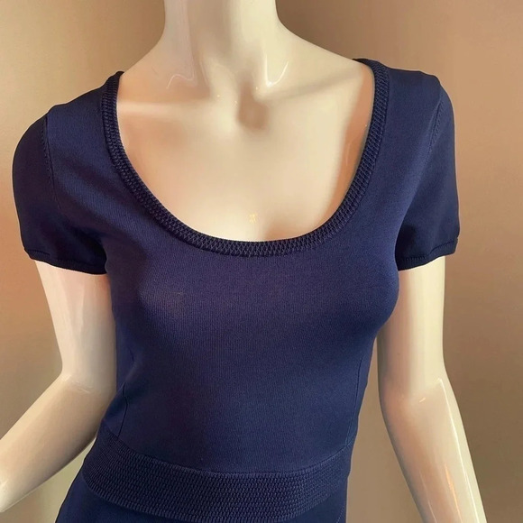 BCBG MAXAZRIA women’s Navy Blue Bandage Power Dress Size Small - Picture 2 of 7